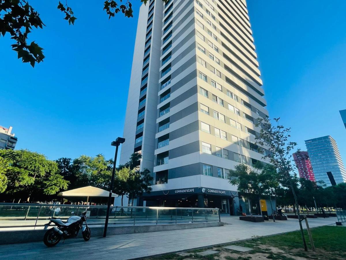Fira De Barcelona City View Apartment With Garage Parking L'Hospitalet de Llobregat Exterior photo