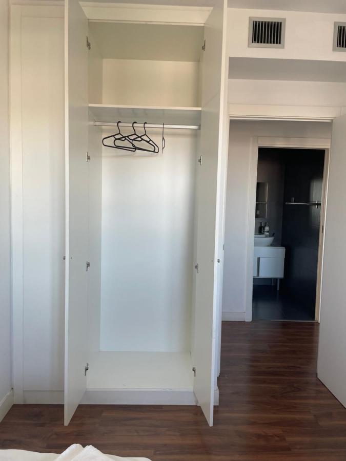 Fira De Barcelona City View Apartment With Garage Parking L'Hospitalet de Llobregat Exterior photo