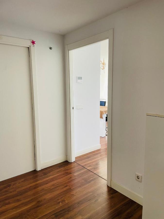 Fira De Barcelona City View Apartment With Garage Parking L'Hospitalet de Llobregat Exterior photo